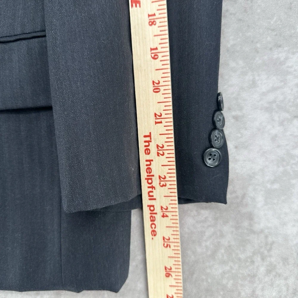 Jos A. Bank 42R 100% Wool Suit Black 2 Pc Pleated Pants 36R Men's Classic Fit
